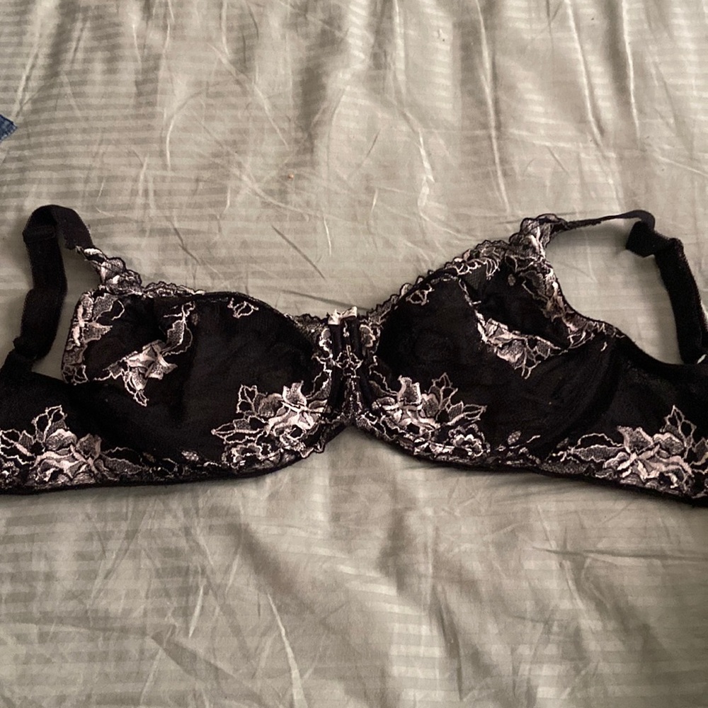Felina black and white floral lace bra